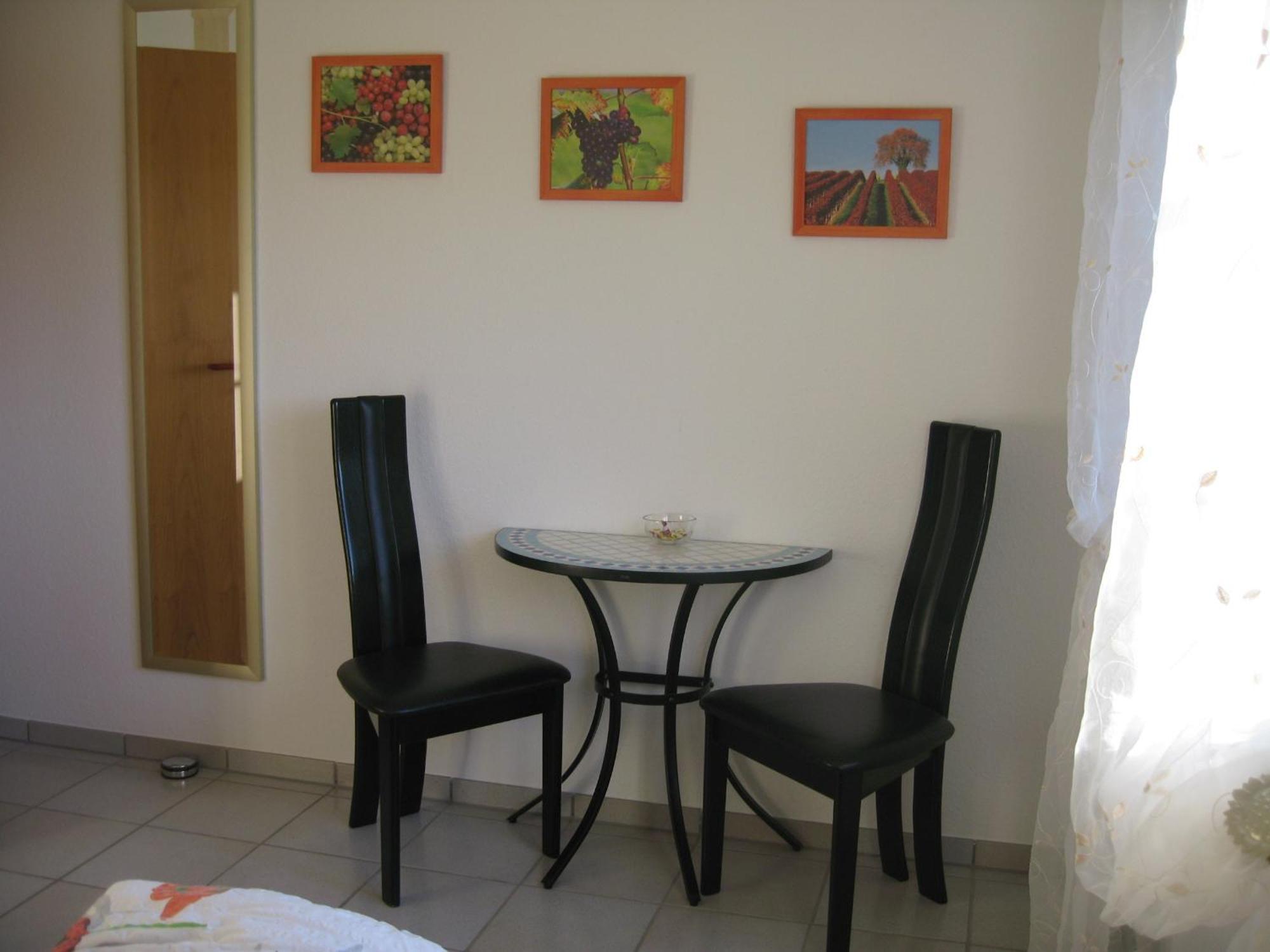 Apartamento Unterm Nussbaeumle Adelhausen Exterior foto